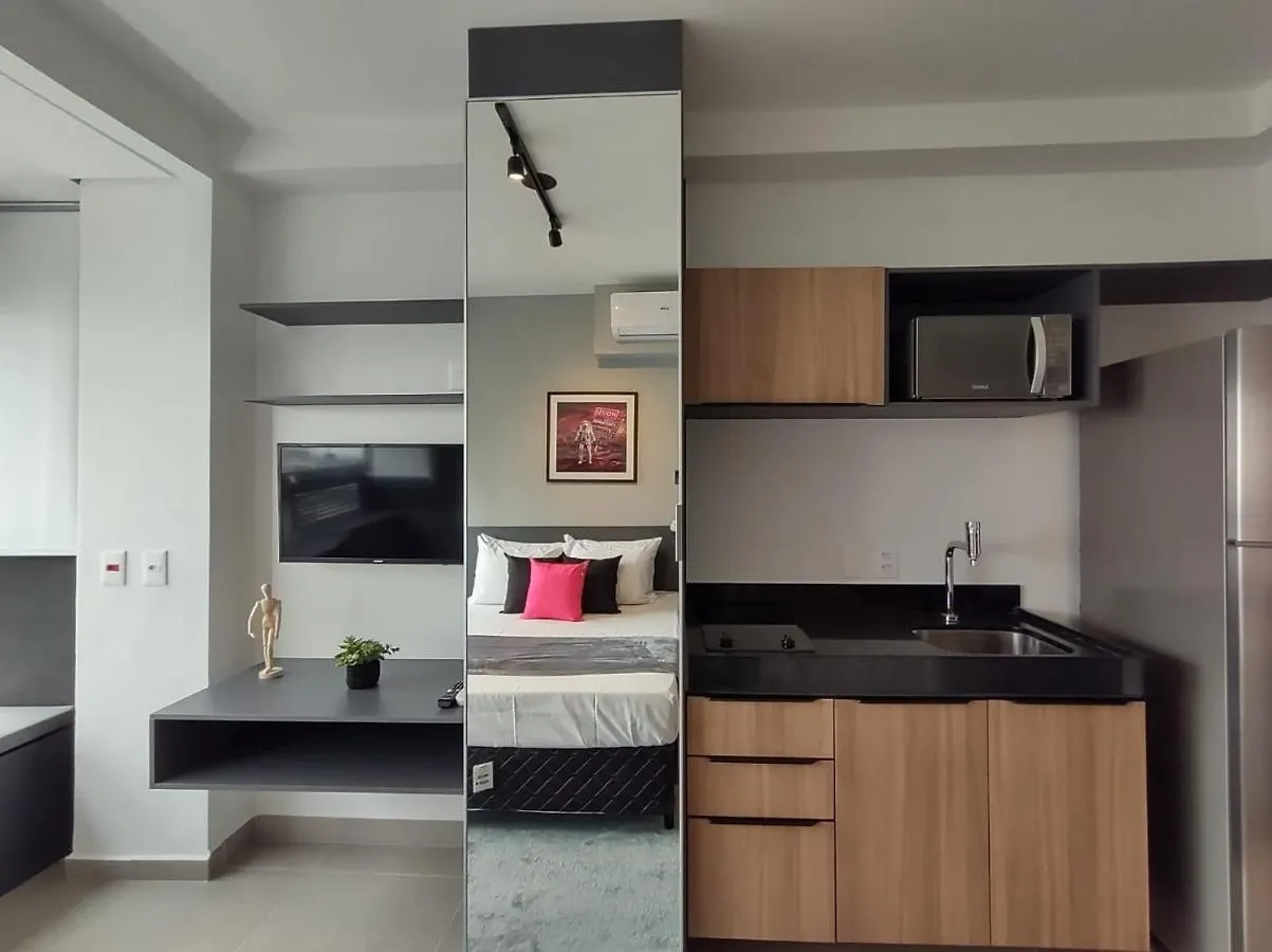 Housi Oscar Freire Apartman